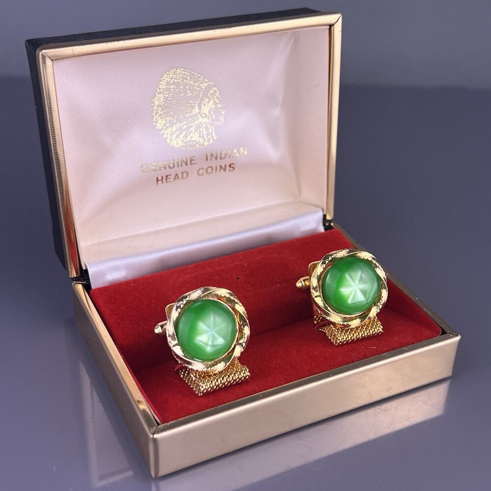 Green Star Cabochon Rope Twist Wrap Around Cufflinks Gold Tone Round NOS Vintage